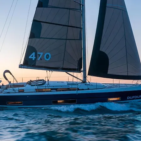 Dufur 470 Bateau-hôtel Palerme